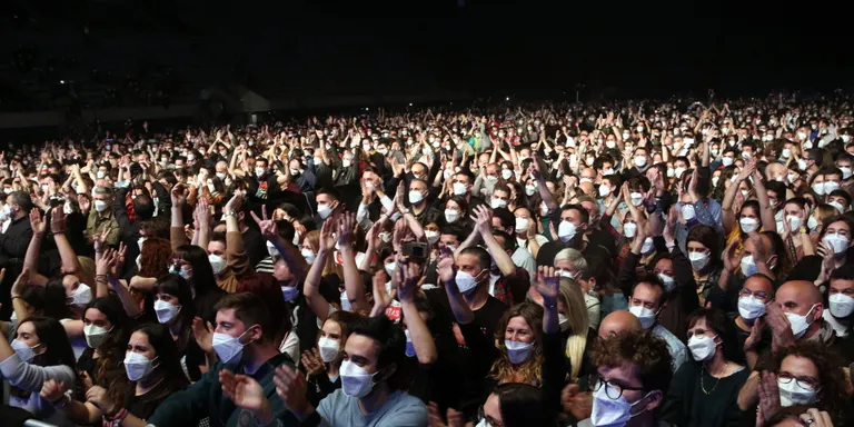 Els resultats de l'estudi del concert pilot de Love of Lesbian descarten la transmissió de covid-19 entre els assistents