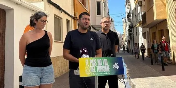 La CUP denuncia la manca d'habitatge de lloguer de tot l'any i la saturació de pisos turístics a la Costa Daurada