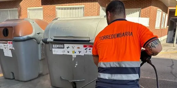 L’Ajuntament de Torredembarra analitzarà si és viable municipalitzar el servei de neteja viària