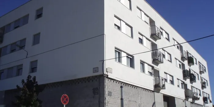 El govern vol contractar un tècnic per desenvolupar polítiques d’habitatge a Arenys
