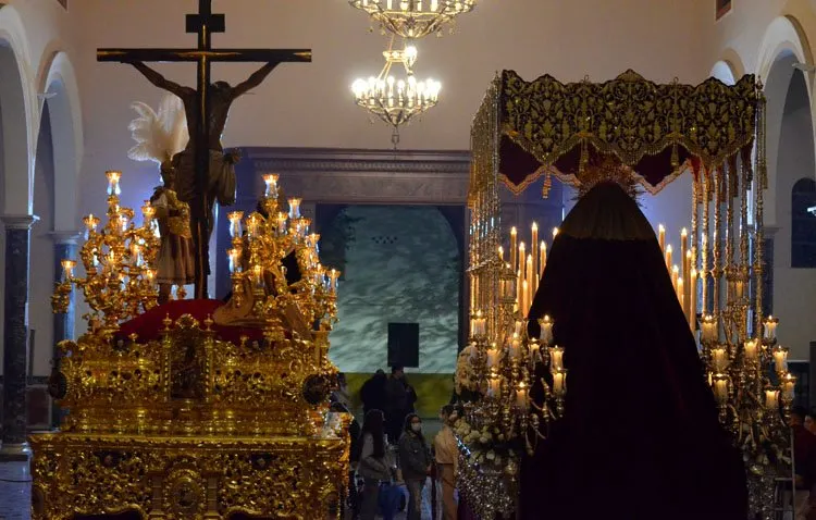La hermandad de los Estudiantes y el sacerdote Juan Luis Rubio visitan ‘Semana Santa en la Campiña’