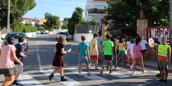 La Policia Local ensenya els escolars d’Altafulla hàbits de mobilitat sostenible i segura