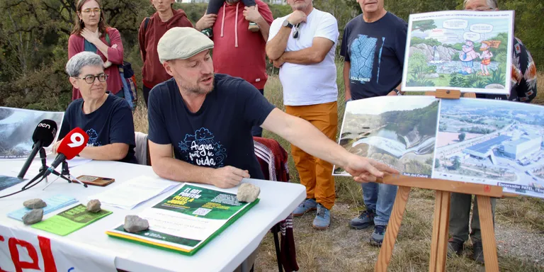 El Grup de Defensa del Ter comença una campanya per fer front a les despeses del judici contra l'escorxador Patel