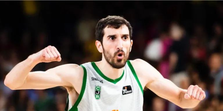 La Penya empata les semifinals de Lliga