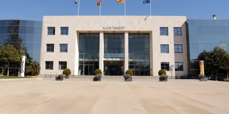 Ajornat el ple d’investidura de l’Ajuntament de Cambrils