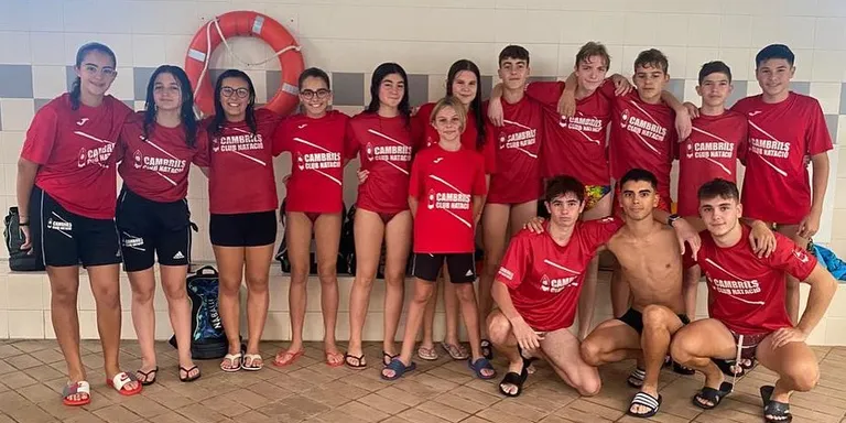 Els nedadors del Cambrils Club Natació participen a la 1a Tarraswim