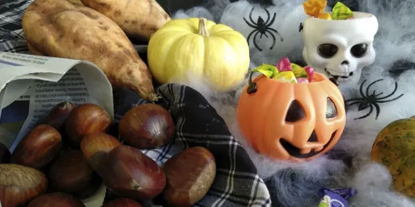Arriba la celebració de la Castanyada, Halloween i Tot Sants