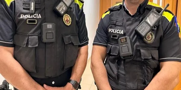 La Policia Local de Creixell estrena unes càmeres personals de gravació