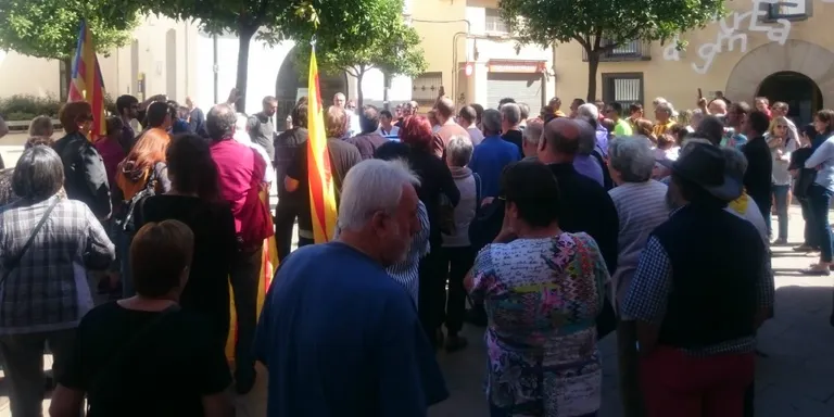 Les entitats i partits sobiranistes convoquen a una concentració de rebuig a la operació policial contra la Generalitat