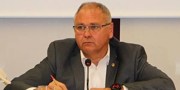 Fèlix Alonso: “Cal estendre ponts, i buscar una solució política i no judicial”