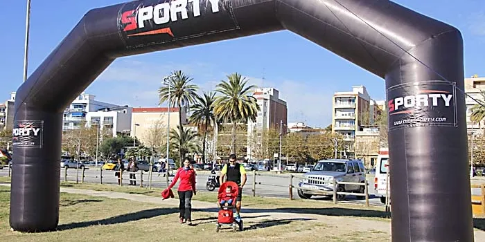 Una cinquatena de participants a la Marxa Solidària per la Marató de TV3