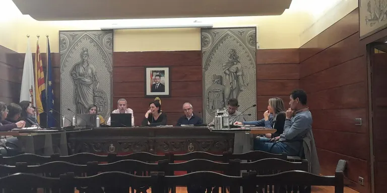 L'Ajuntament de Solsona aprova un pressupost d'11 milions d'euros: un 4% més alt que el d'aquest any i amb un 22% menys d'inversions