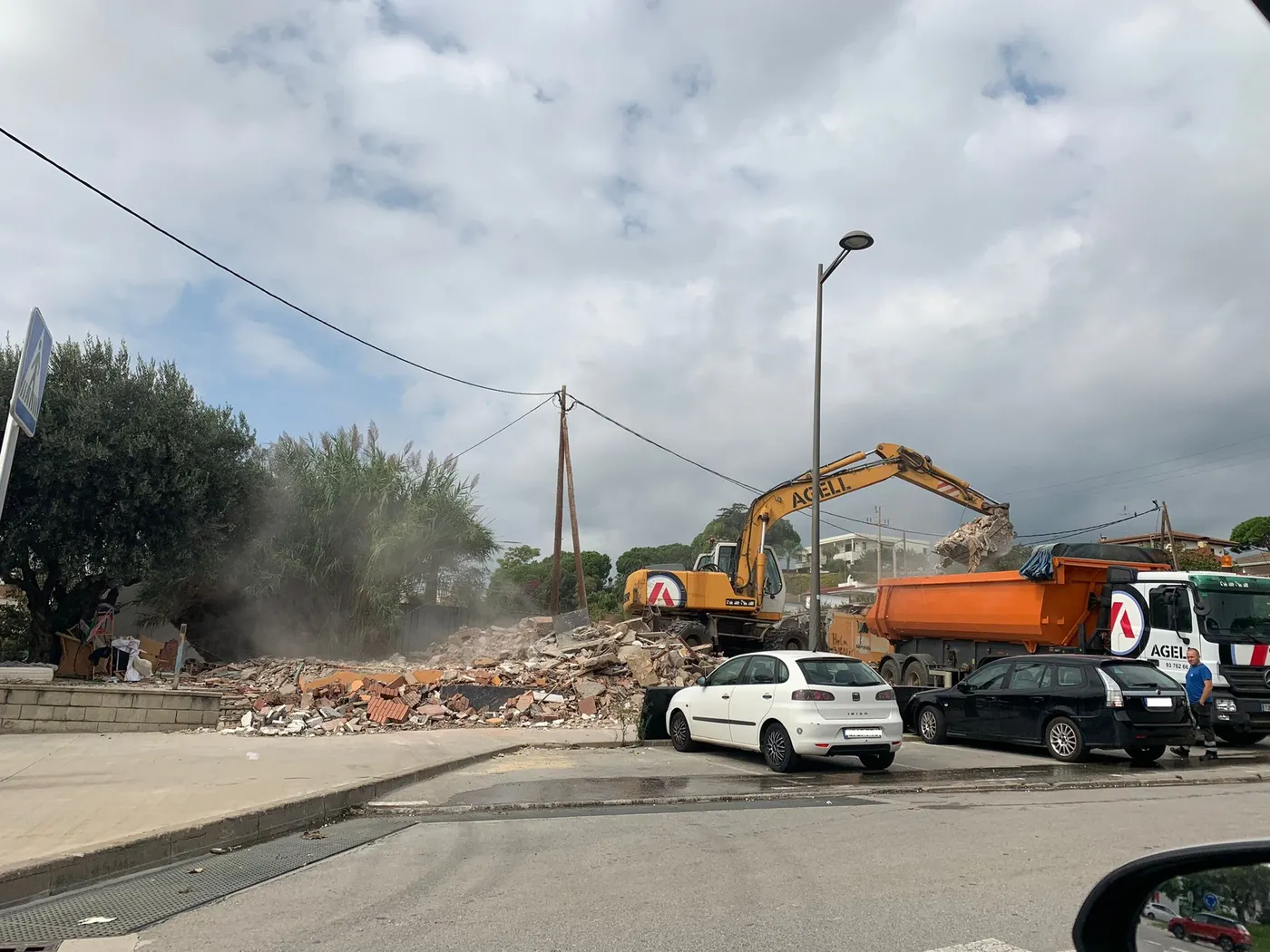 Primer pas per la reordenació de l'entrada a Pinemar: s'hi traslladarà l'Aldi i faran zona verda i infantil