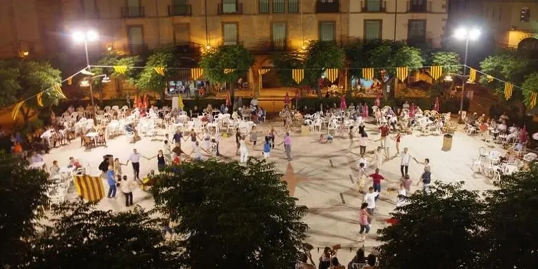 L'Agrupació Sardanista Barretina inicia la temporada de sardanes amb el 29è Aplec