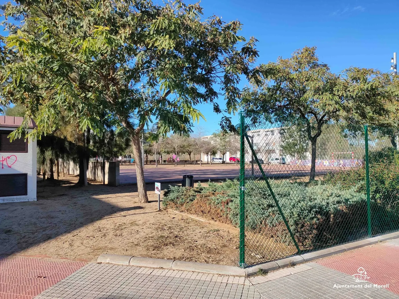 El primer 'Xerrem' de l'alcalde, a la plaça Maria Mercè Marçal