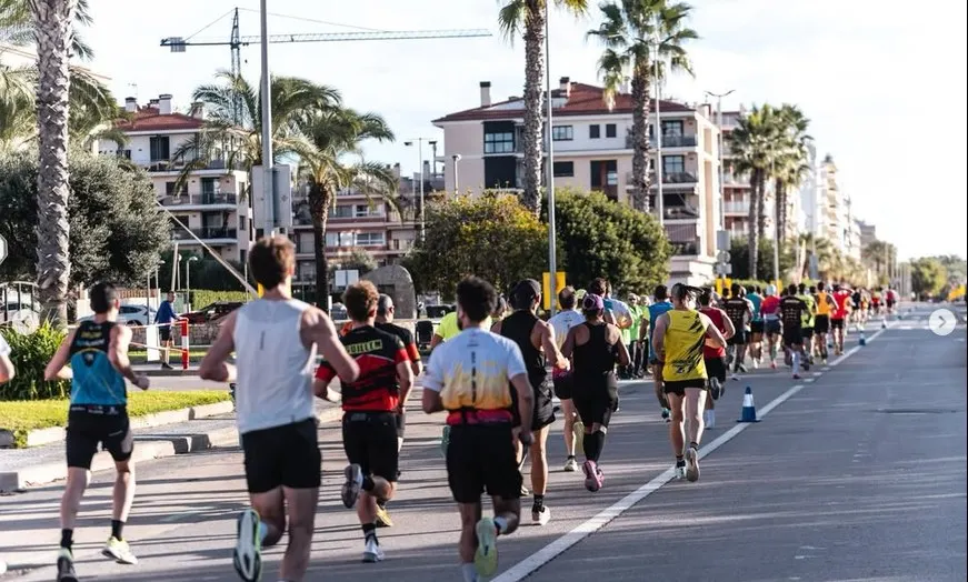 Oriol Parella i Miriam Picañol s’imposen a la 17a Mitja Marató Costa Barcelona Maresme