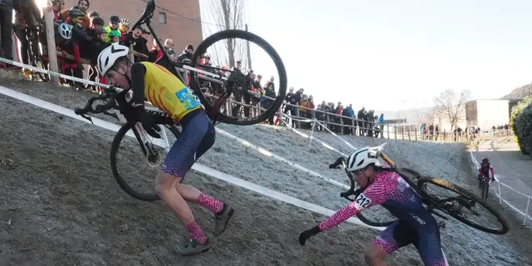 Tomi Misser i Jordina Muntadas es proclamen a la Seu d'Urgell campions de Catalunya de ciclocròs