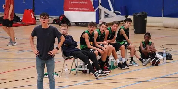 Els altafullencs Roger Perpinyà i Francesc Tribaldo creixen com a entrenadors en el Bàsquet Base de la Penya