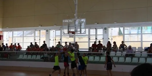 Èxit de participació en l’inici del 24è 3x3 de bàsquet