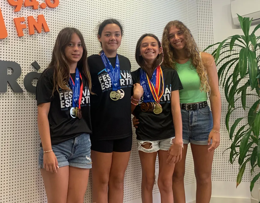 Tres pinedenques aconsegueixen molt bons resultats en natació artística