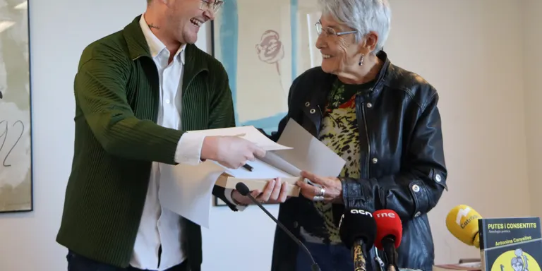 Antonina Canyelles guanya el Premi Jaume Fuster dels Escriptors en Llengua Catalana