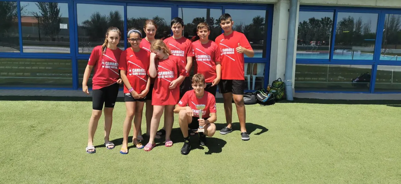 Els alevins del Cambrils Club Natació obtenen la segona posició a la Copa Aleví