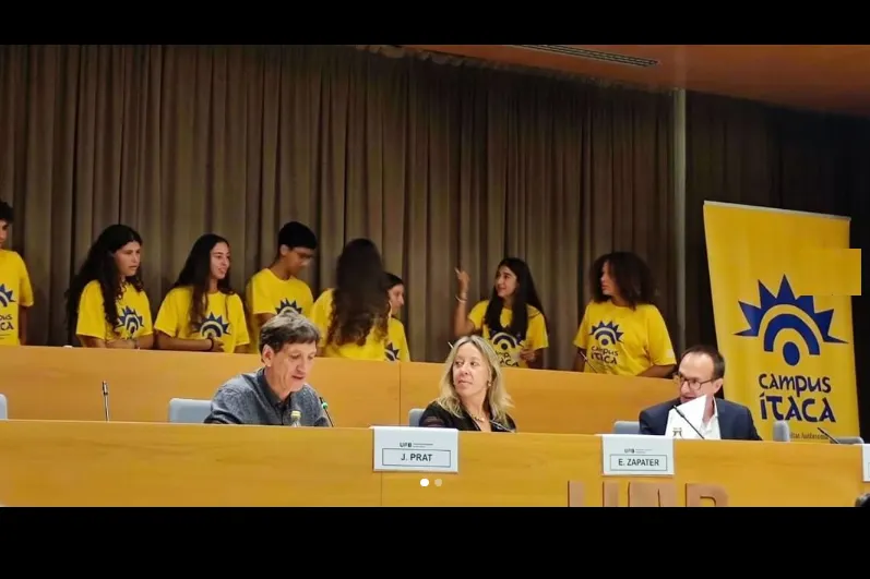 Alumnes de 3r d'ESO de l'institut Manolo Hugué participen al Campus Ítaca a la UAB