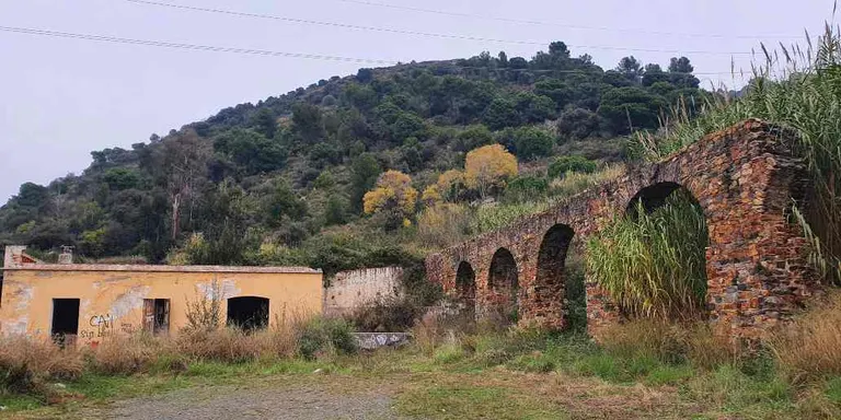 L'Ajuntament de Pineda inicia el procés de compra de la finca l'aqüeducte de Can Cua