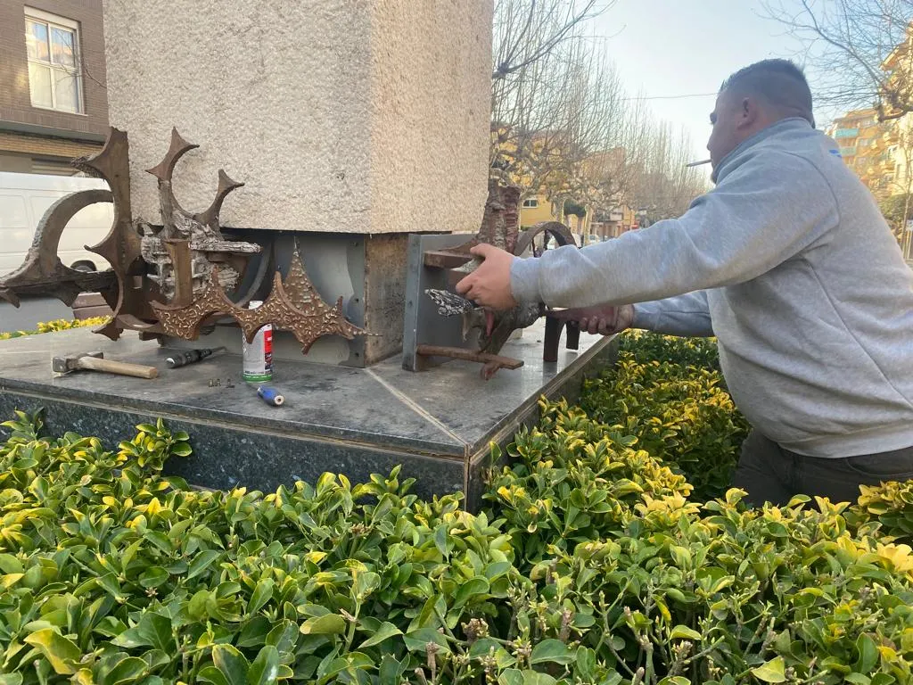 L’Ajuntament de Cambrils comença els treballs de restauració del monument a Antoni de Gimbernat