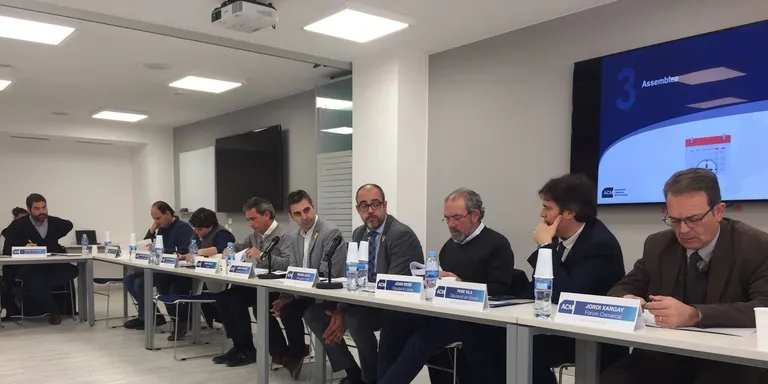 Les entitats municipalistes catalanes presenten recurs contra l'anul·lació de la Llei de Pobresa Energètica