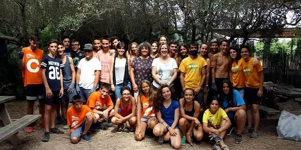 La directora general de Joventut, Marta Vilalta, visita el camp de treball ‘El Gaià: un món entre Altafulla i Tamarit’