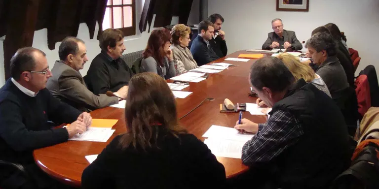 Batalla defensa els consells comarcals com a prestadors de serveis
