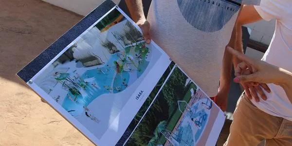La consulta ciutadana infantil per a la remodelació de la piscina petita, pendent de realització