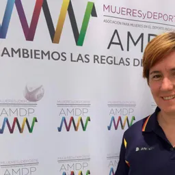 #1834 - Entrevista Pilar Calvo, secretaria general de Mujeres y Deporte - episode art