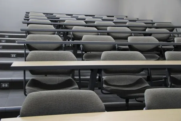 Comunicat conjunt de les AMPES en defensa de l’escola pública