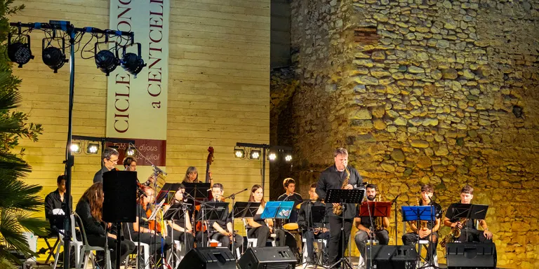 L’Ensemble de l’Escola de Música “Rafel Gibert Recasens” dona el tret de sortida a les nits musicals de Centcelles