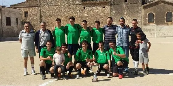El CF Salomó, campió de la lliga de Futbol 7 del Consell Esportiu del Tarragonès