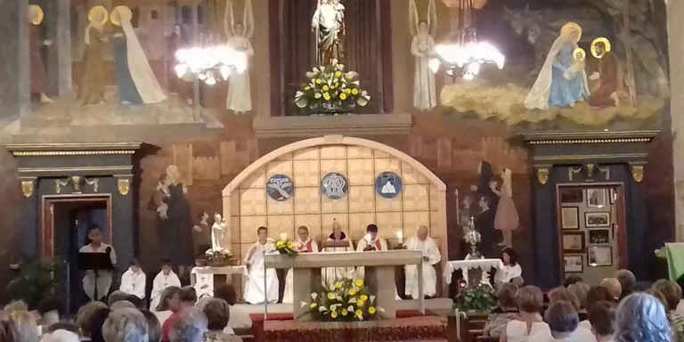 La presentació de “Veritats sobre la Guerra civil espanyola” aplega trenta persones a l’Ateneu