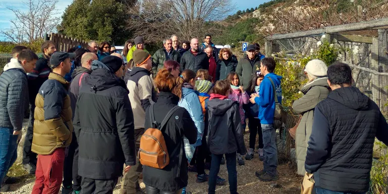 Una cinquantena d'agents turístics del Solsonès es reuneixen al Zoo del Pirineu per promoure la col·laboració mútua