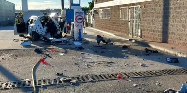 Explota un cotxe propulsat amb gas mentre omplia el dipòsit en una benzinera del polígon Riu Clar de Tarragona