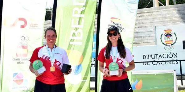 La catllarenca Elia Canales suma dues medalles en el 1r Gran Premi d’Espanya de Tir amb Arc a Càceres