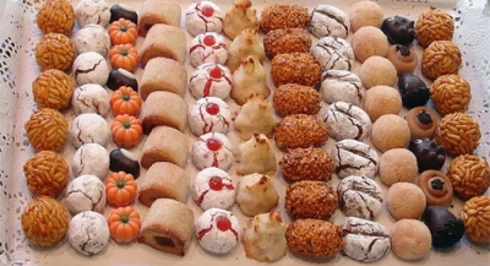 A les pastisseries es pot trobar tot tipus de panellets