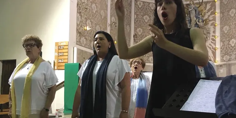 La Coral Pinedenca sorprèn amb el seu concert d'aniversari