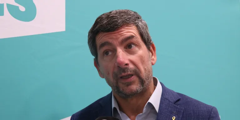 Junts reclama la condonació del deute del FLA i les competències per recaptar tots els impostos
