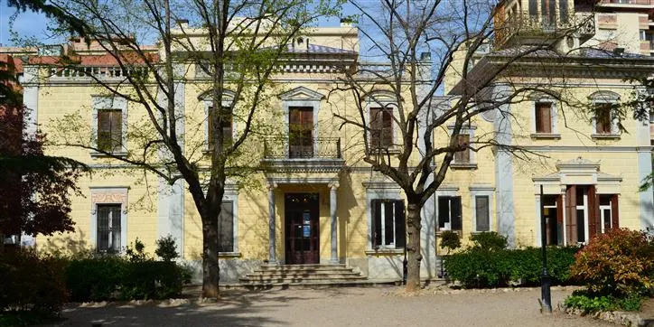 Els partits de l’oposició exigeixen solucions per afrontar la problemàtica de l’Escola de Música