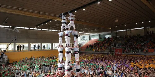 Els Nois de la Torre guanyen la primera jornada del Concurs de Castells
