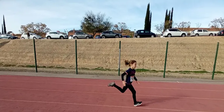 Sis atletes del Club Atletisme Cambrils pugen al pòdium al 32è Cros de Valls