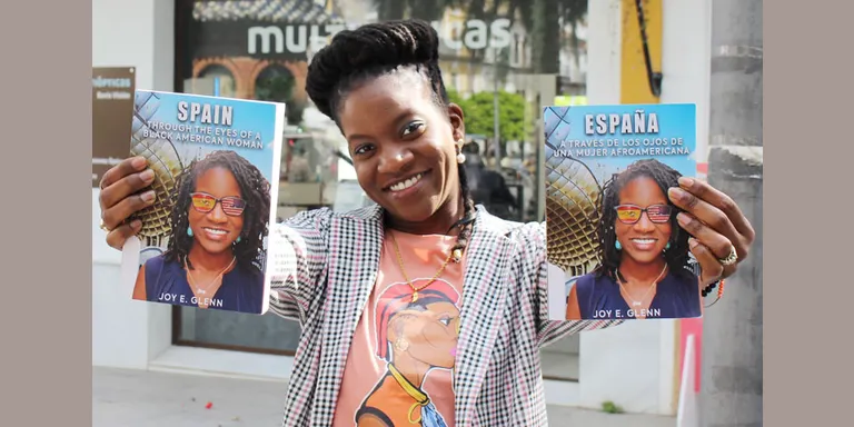 Un libro muy especial llega a las ondas de COPE Utrera (98.1 FM)