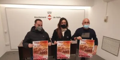 Valls reprèn els tradicionals Tres Tombs entrenant dos carruatges