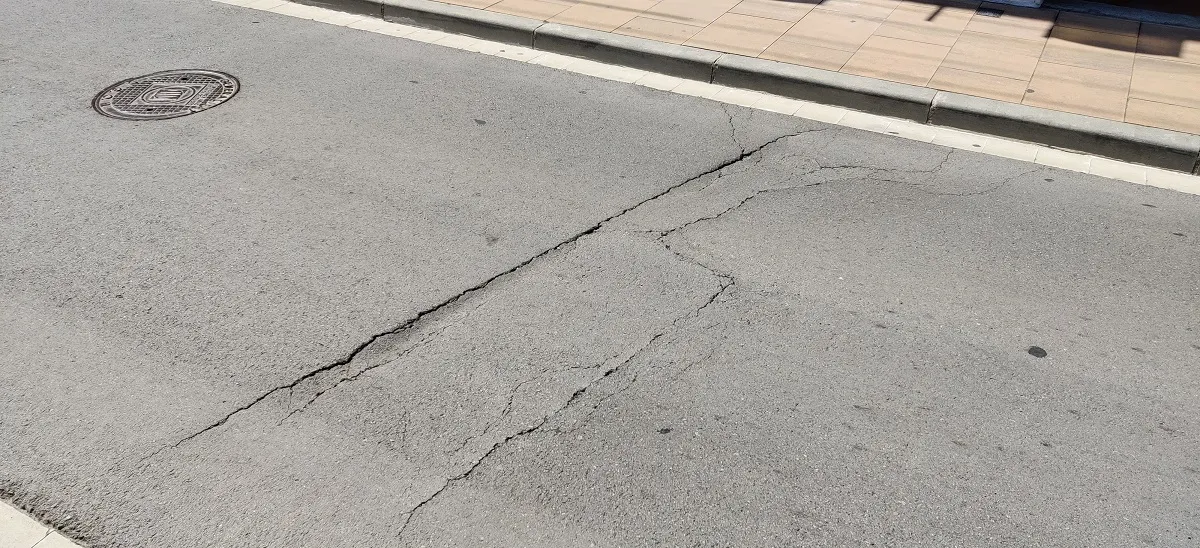 Aquest dimarts i dimecres, tallat el trànsit a c/S.Genís, entre Buenos Aires i crta. Cabrils, per obres